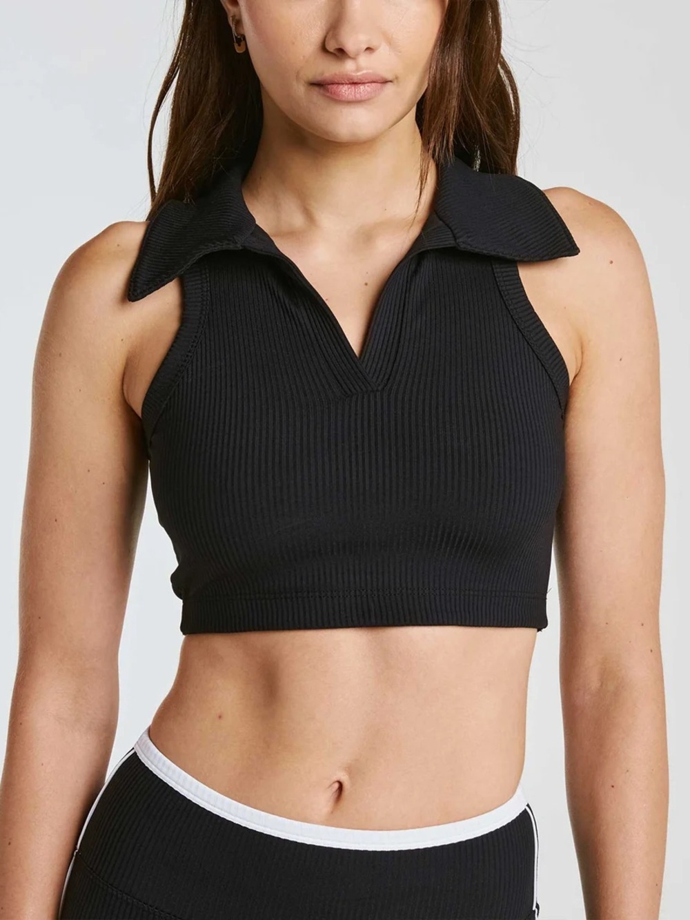 Year of Ours Ribbed Collared Sports Bra - Black